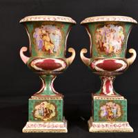 Coppia Vasi Porcellana Vienna Oro