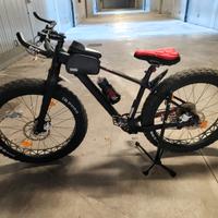 FATBIKE IN CARBONIO 