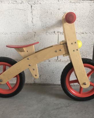 Bicicletta di legno per bambini