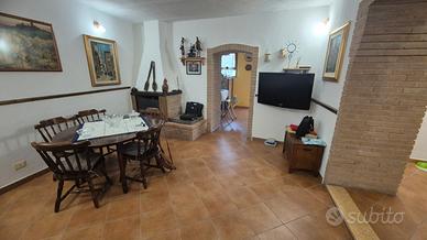 Casa indipendente San Vincenzo superiore Valle Rov