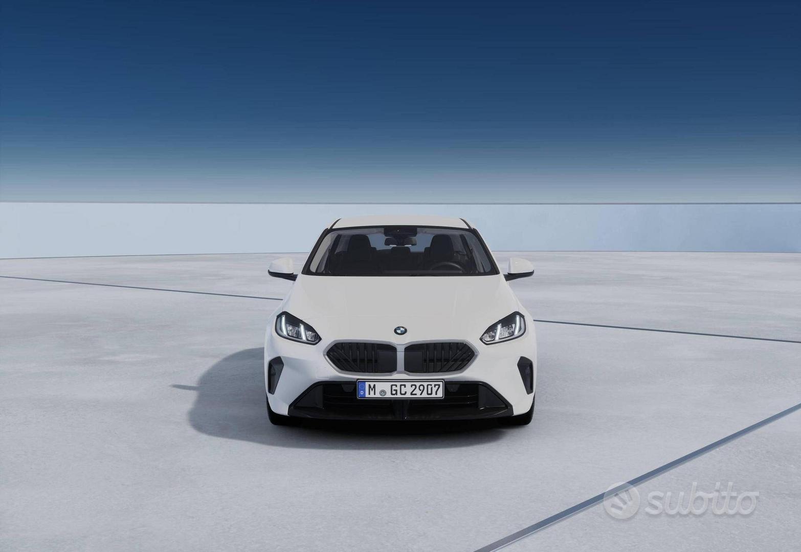 BMW 1 Series 2023 photo 3
