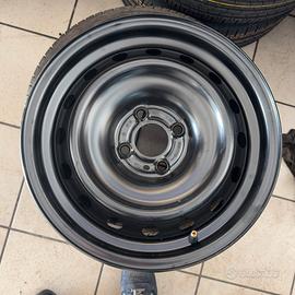 Cerchi renault da 15 originali nuovi