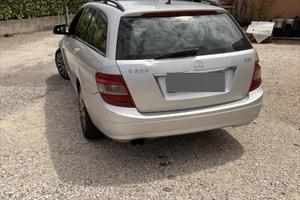 Mercedes C200