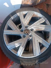 Cerchi e Gomme  18" Originali Wolkswagen Golf MK 8