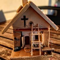 Casetta in legno fatta a mano