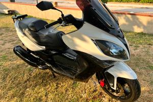 Kymco Xcinting R 500