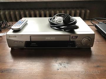 Videoregistratore VHS PANASONIC