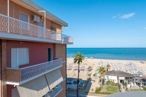 Roseto degli Abruzzi Trilocale fronte mare