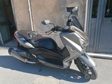 Yamaha X Max 400 