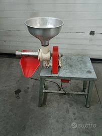 macina pomodori x salsa elettrica