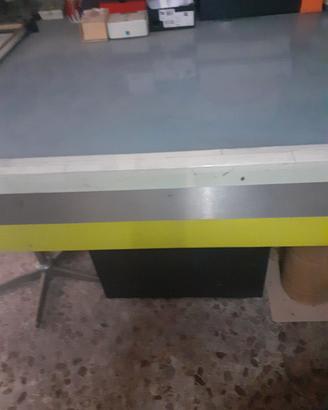 tavolo tecnico  luminoso 