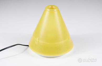 Lampada gialla Sonia Veneta Lumi anni '80