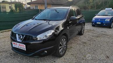 Nissan Qashqai 2.0 Diesel-Automatica-4x4-TETTO-GAR