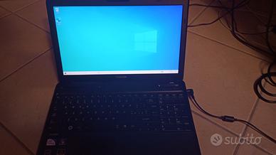 PC portatile desktop tosciba
