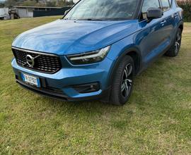 VOLVO XC40 R-design D 4 cambio automatico