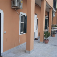 Periferia ben servita