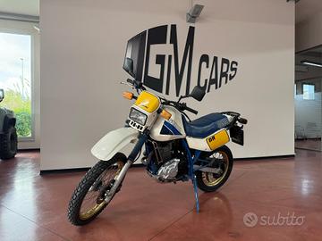 DR 600 Suzuki, Incredibilmente bella, INTERESSE ST