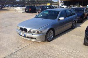 BMW 530 sw per ricambi 02 automatico
