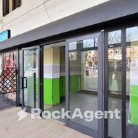 LOCALE COMMERCIALE IN POSIZIONE CENTRALE