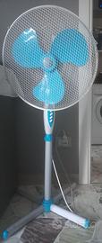 Ventilatore a piantana tre velocità