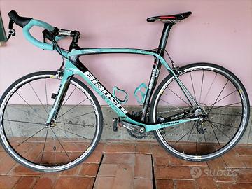 bici da corsa bianchi