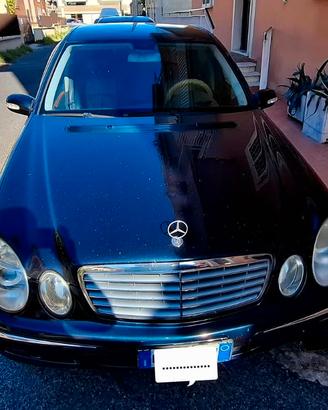 Mercedes classe E 270
