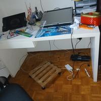 SCRIVANIA IKEA