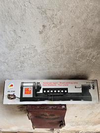 Mini tornio per modellismo