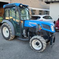 Trattore New Holland T 4 - 95V