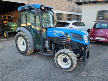 Trattore New Holland T 4 - 95V