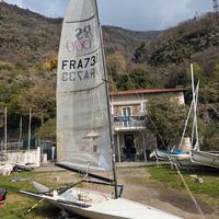 Deriva SR 600 Sailing