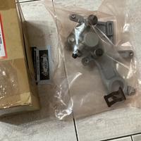 Pinza + staffa freno post. honda cr 125 250 05-07
