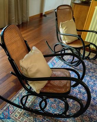 coppia sedie a dondolo Thonet