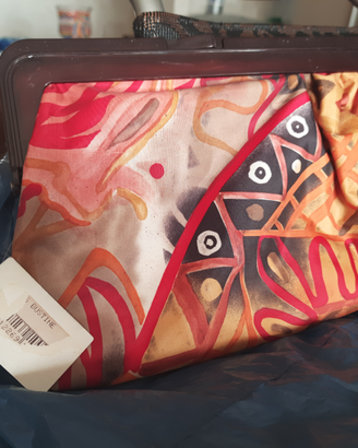 Pochette multicolore