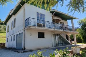Casa e terreno colli euganei