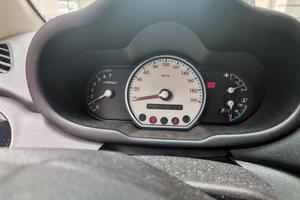auto hyundai i10