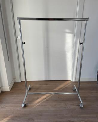 2 stand appendiabiti