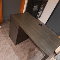 mobile ikea scrivania