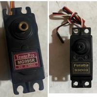 Servocomandi RC Futaba S3003 + TowerPro MG995R