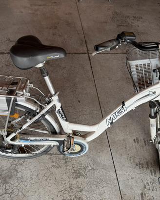 Bicicletta elettrica per donne