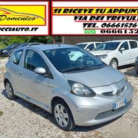 TOYOTA Aygo SI NEOPATENTATI GPL OPZIONALE