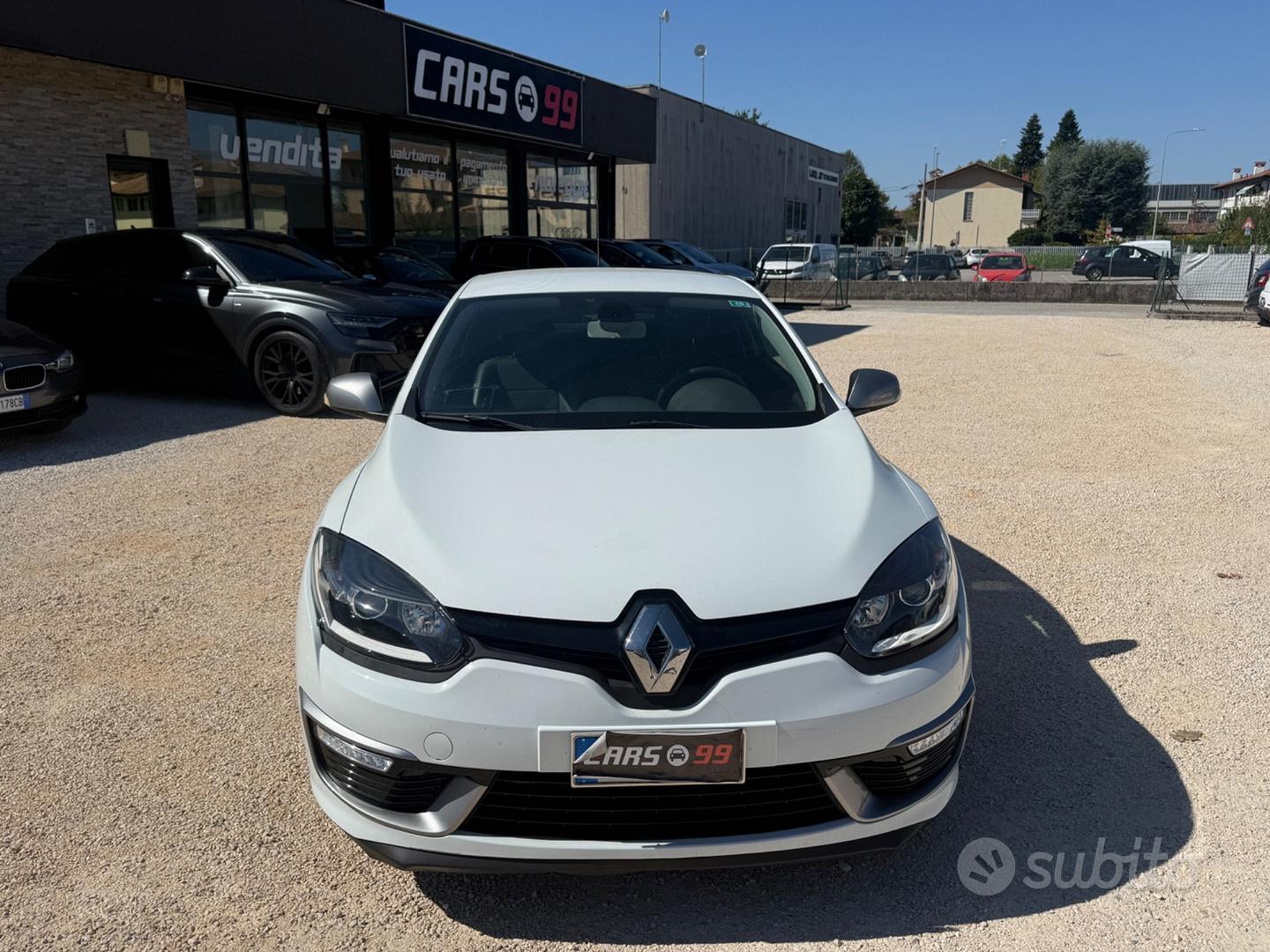 Renault Megane 2015 photo 2