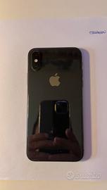 IPhone XS  -  64 GB  -  4 GB Ram - iOS 18.7.4