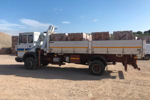 Iveco 115-17 gru e ribaltabile