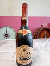 Bottiglia di vino da collezione