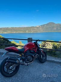 Ducati Monster 821 Red 12/2017 primo €4 pre restyl