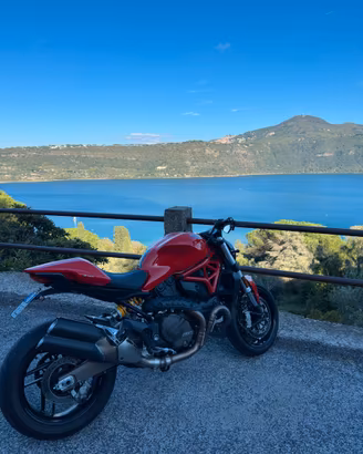 Ducati Monster 821 Red 12/2017 primo €4 pre restyl