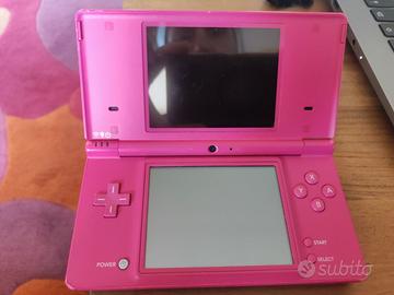 Console Nintendo DSi più lotto giochi 