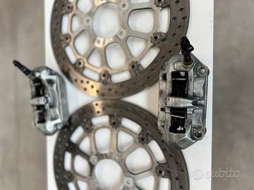 Kit dischi freno e pinze BREMBO