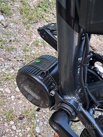 bici marca Meriva trasformata elettrica